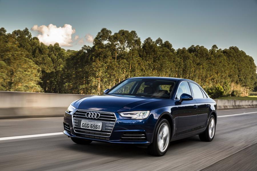  Audi A4 2.0 TFSI (B9) 2016 года  (LA) (фото 18 из 30)